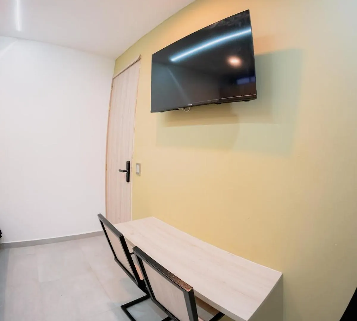 Vive La Experiencia Comuna 13 Medellin Int 304 Apartment